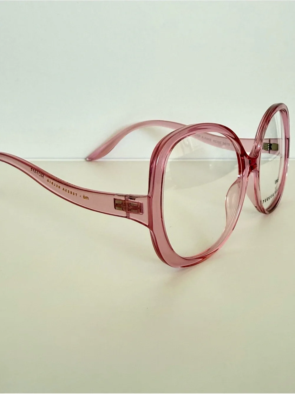 NEW!! MO women pink eyeglasses European brand Retail 350$